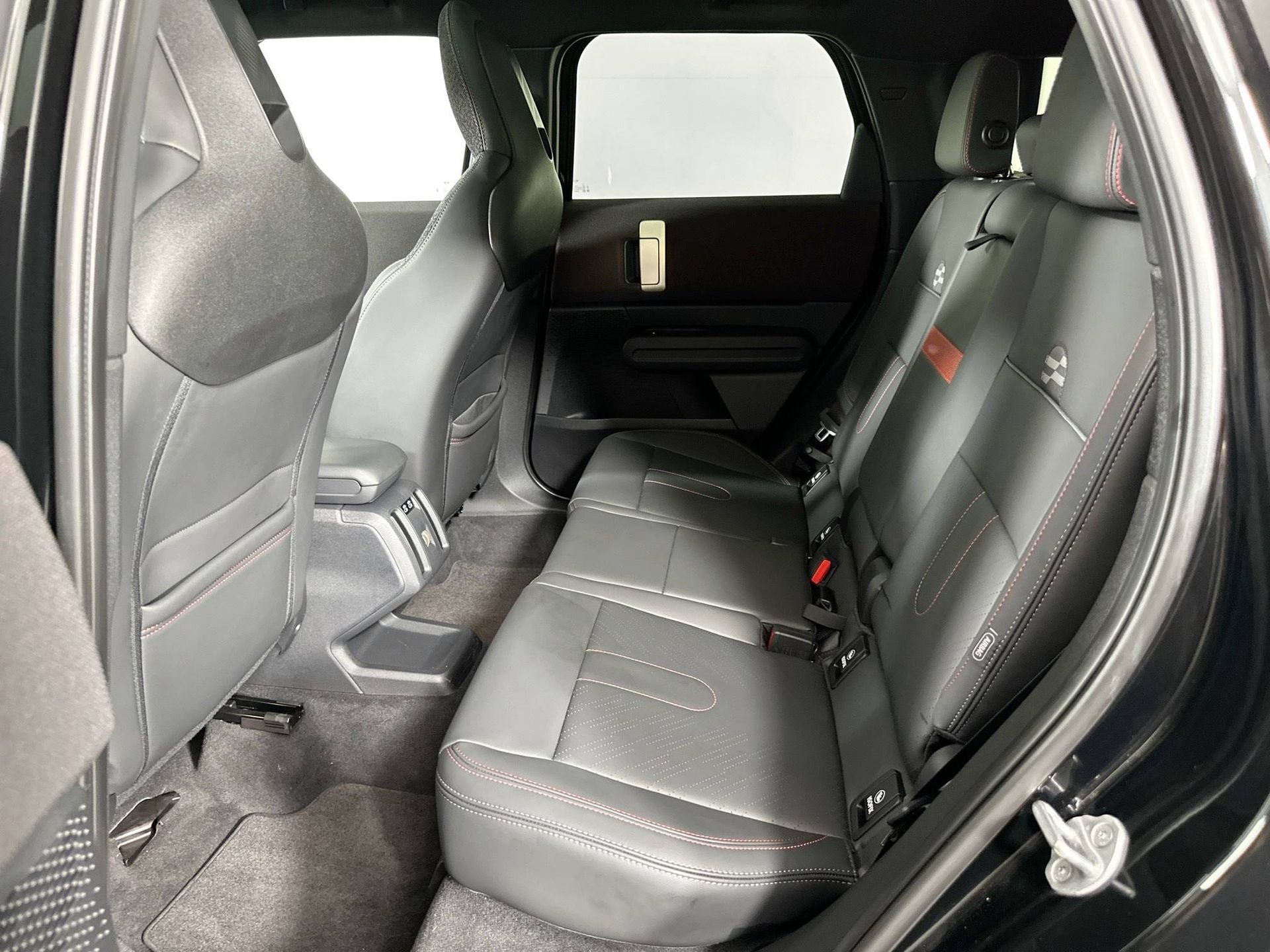 Certified 2025 MINI Cooper Countryman John Cooper Works w/ Comfort Package Max image 31
