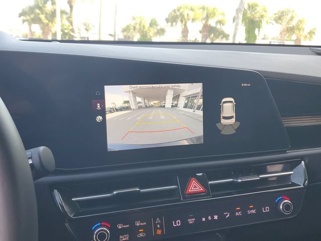 Certified 2024 Kia Niro EX Touring FWD image 25