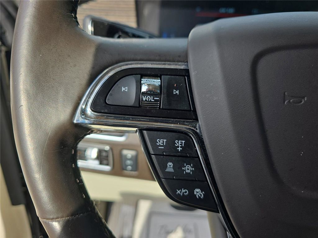 Used 2023 Lincoln Navigator Black Label image 24
