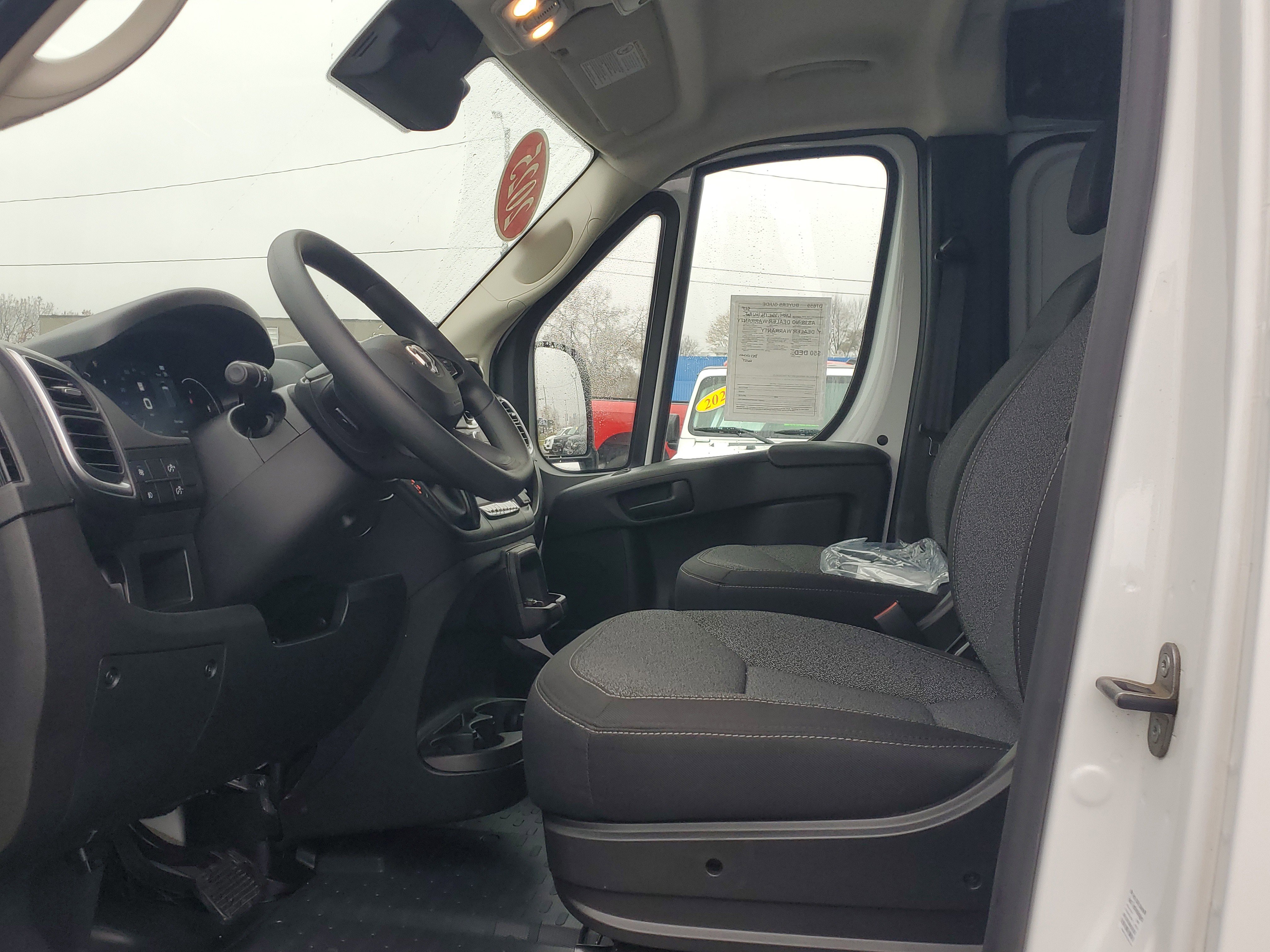 Used 2025 RAM ProMaster 2500 w/ Quick Order Package 22G SLT image 6