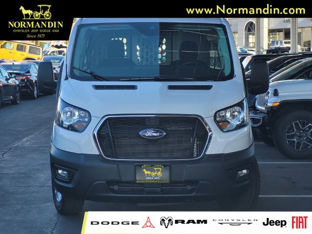 Used 2025 Ford Transit 250 Low Roof w/ Exterior Upgrade Package RWD image 2