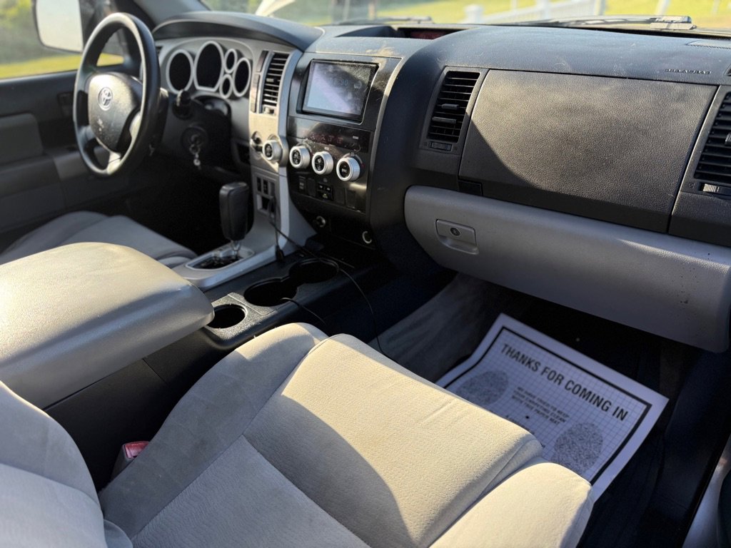 Used 2008 Toyota Sequoia SR5 image 15