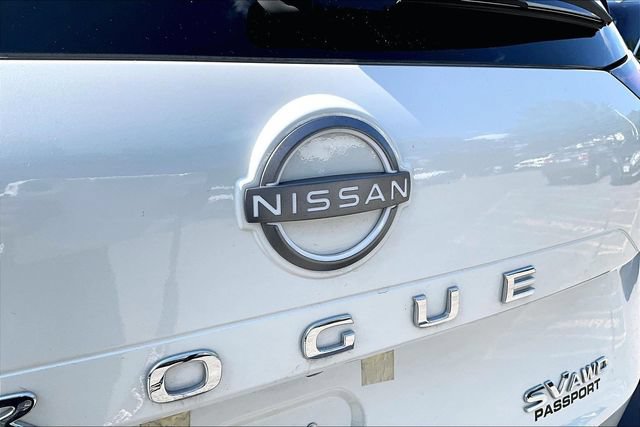Used 2023 Nissan Rogue SV w/ SV Premium Package AWD/4WD image 28