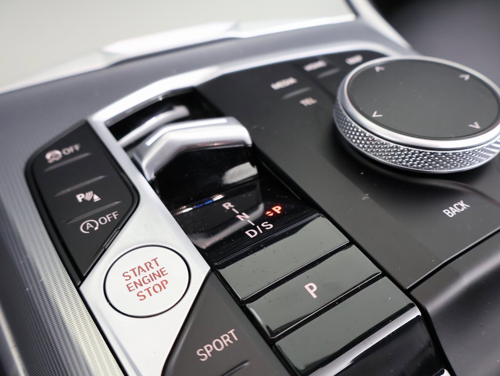 Used 2024 BMW 430i xDrive Convertible w/ Premium Package image 3