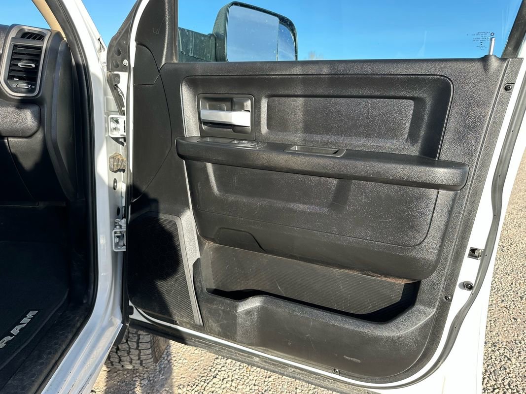 Used 2019 RAM 3500 Tradesman image 13