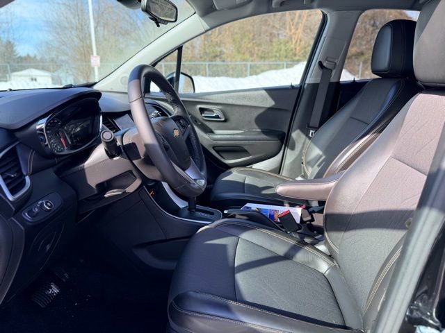 Certified 2022 Chevrolet Trax LT w/ Driver Confidence Package image 6
