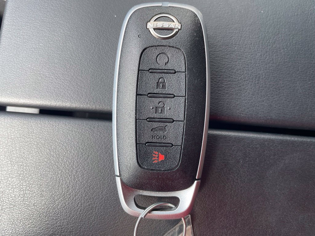 Certified 2026 Nissan Rogue SV FWD image 30