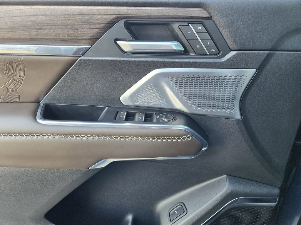 Used 2026 GMC Acadia Denali Ultimate w/ LPO, Floor Liner Package image 19