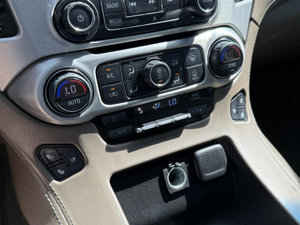 Used 2017 GMC Yukon SLT image 19