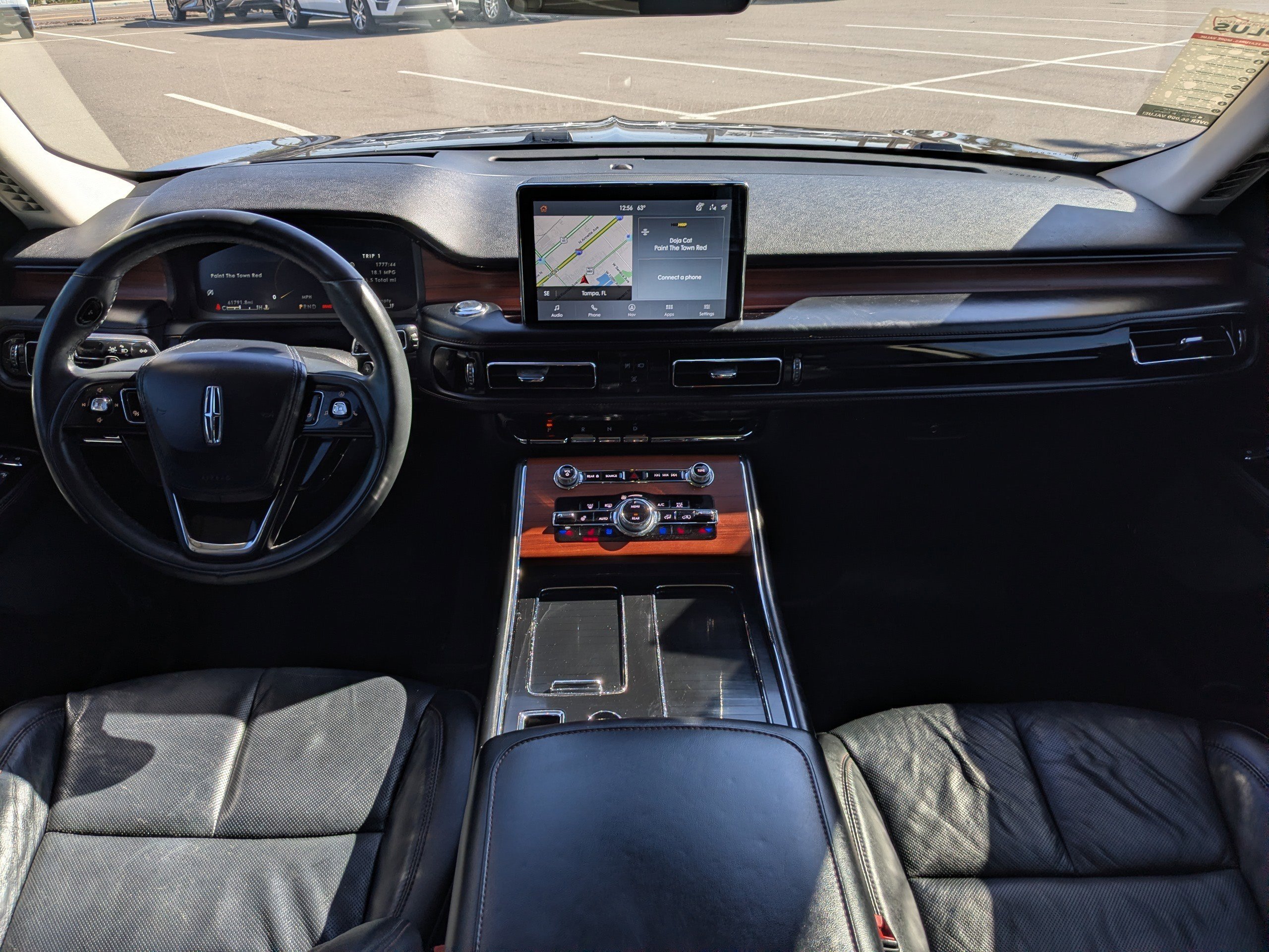 Used 2022 Lincoln Aviator Reserve w/ Equipment Group 201A image 17