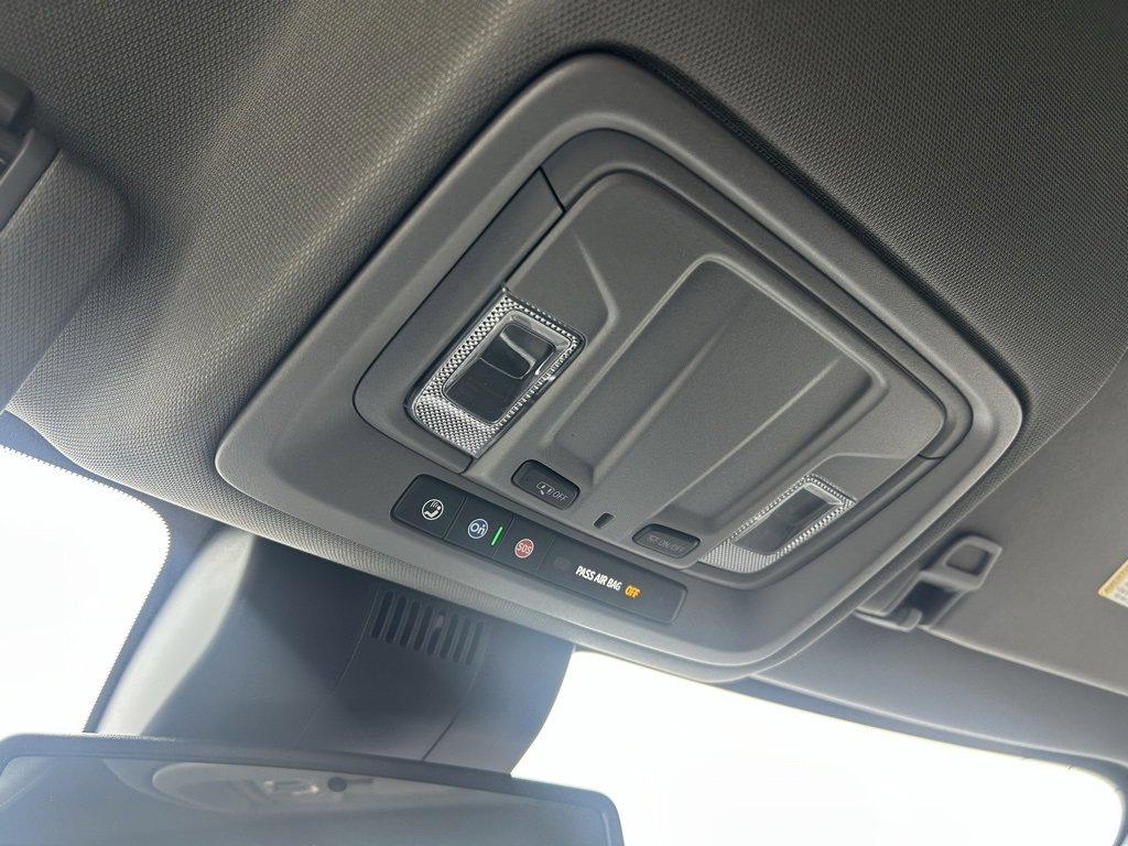 Used 2024 GMC Sierra 1500 SLT w/ X31 Off-Road Package image 23