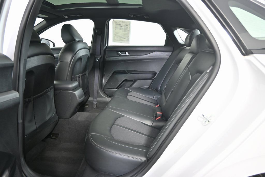 Used 2023 Kia K5 GT-Line image 17