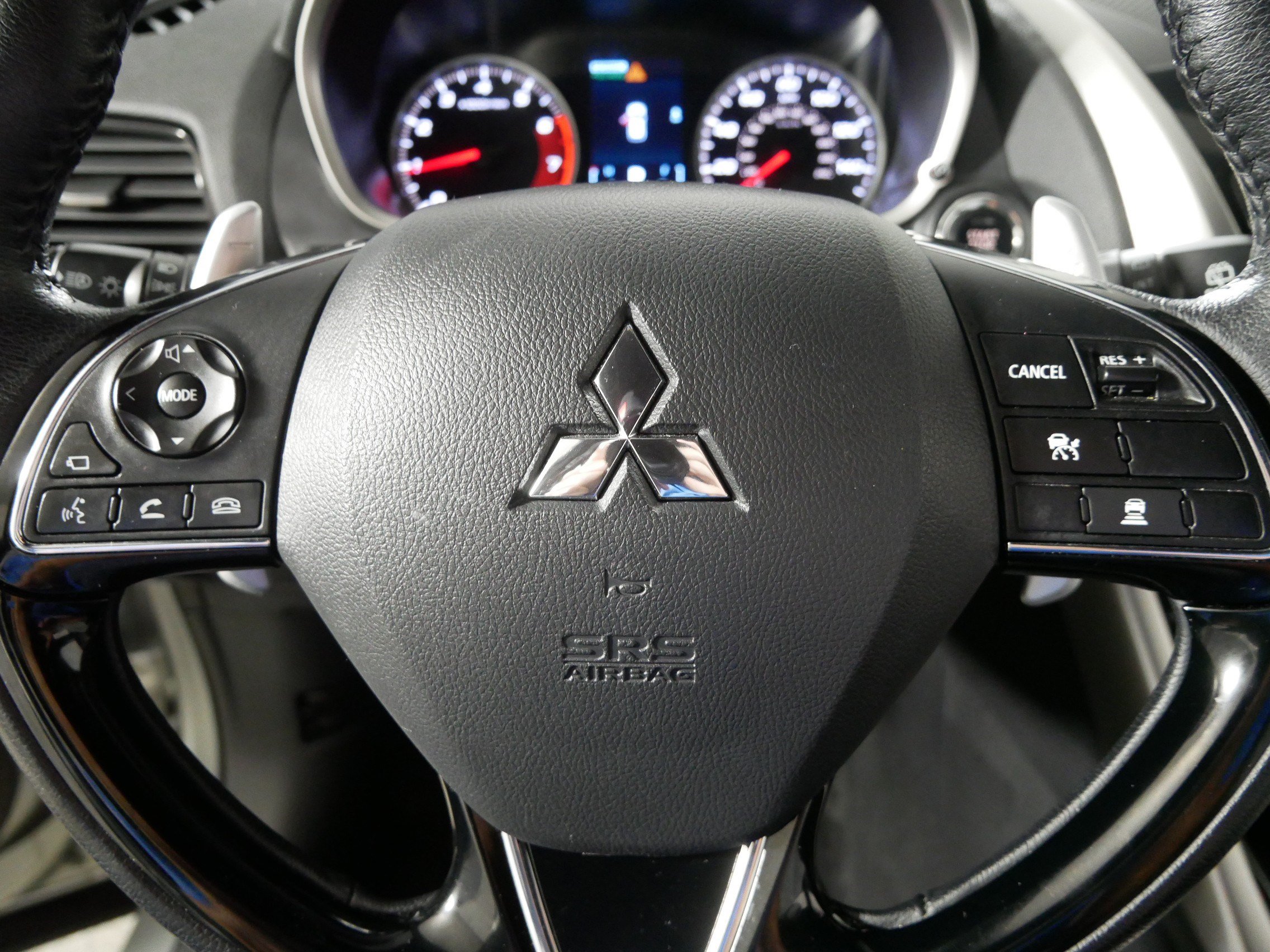 Used 2025 Mitsubishi Eclipse Cross SEL AWD/4WD image 25