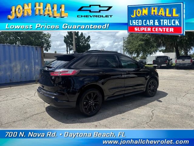 Used 2024 Ford Edge SE w/ Black Appearance Package image 14