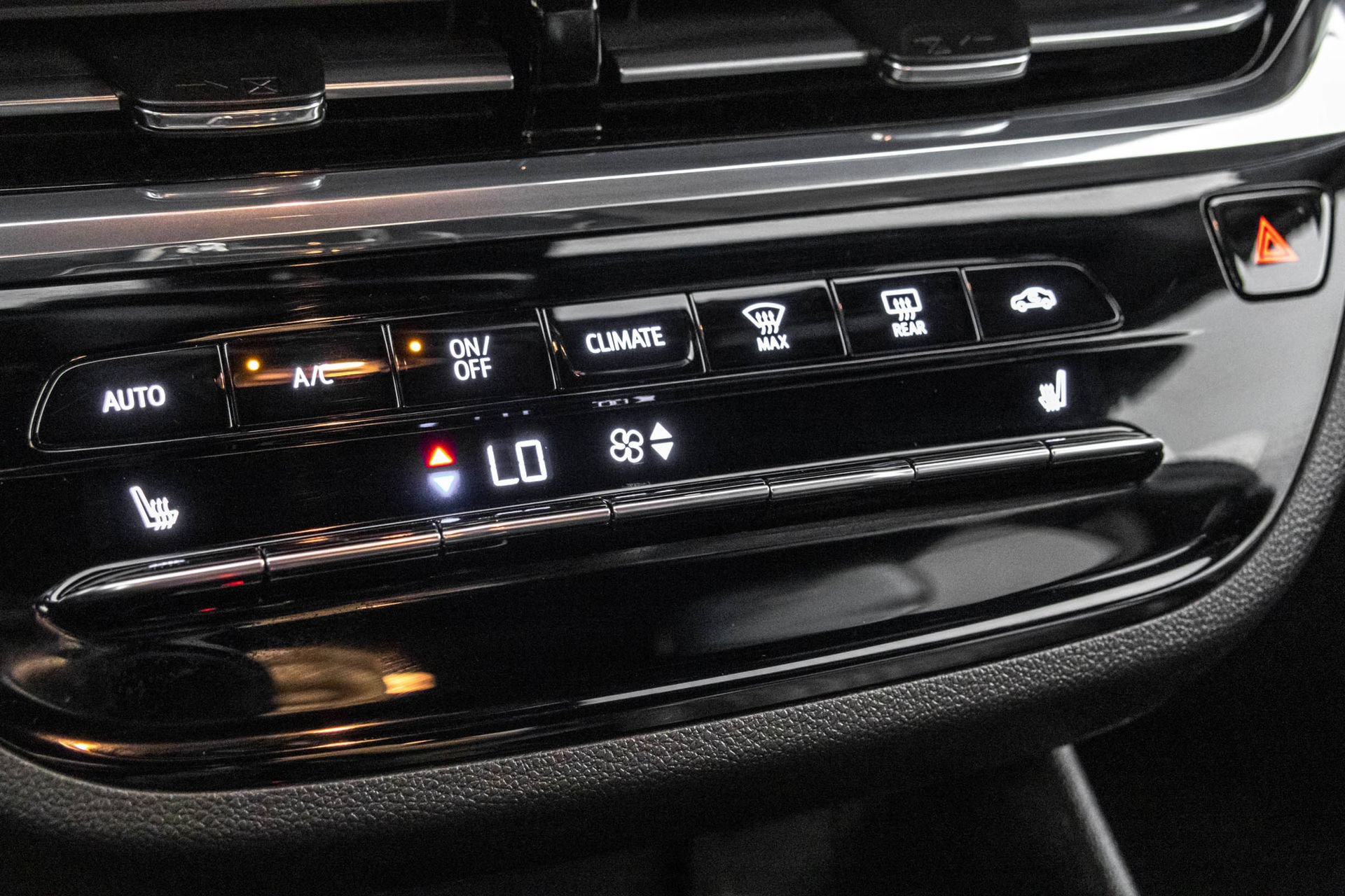 Used 2025 Buick Envista Avenir FWD image 30