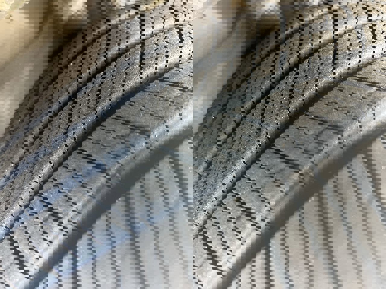 Used 2017 Toyota Camry XLE image 12