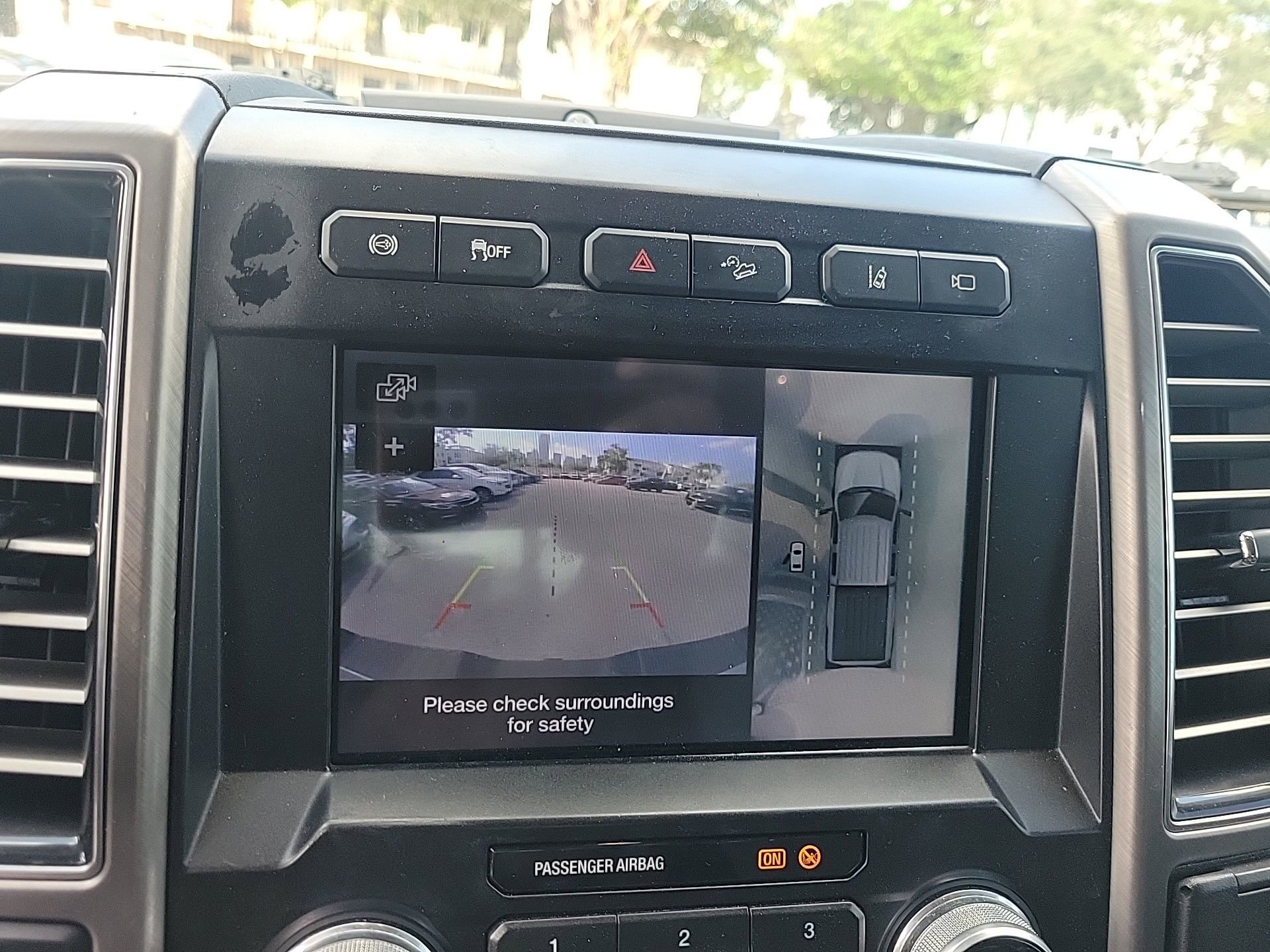 Used 2019 Ford F250 Limited w/ FX4 Off-Road Package image 33