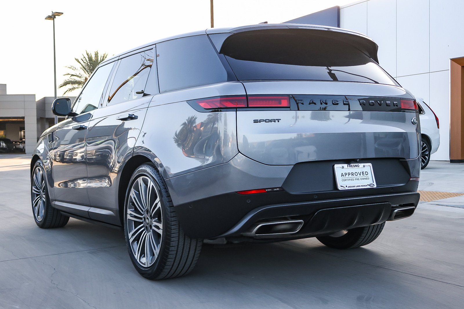 Certified 2023 Land Rover Range Rover Sport SE AWD/4WD image 7