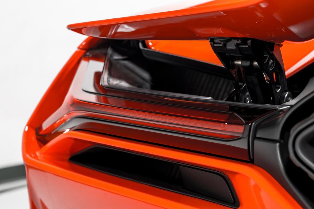 Used 2024 Lamborghini Revuelto AWD/4WD image 51