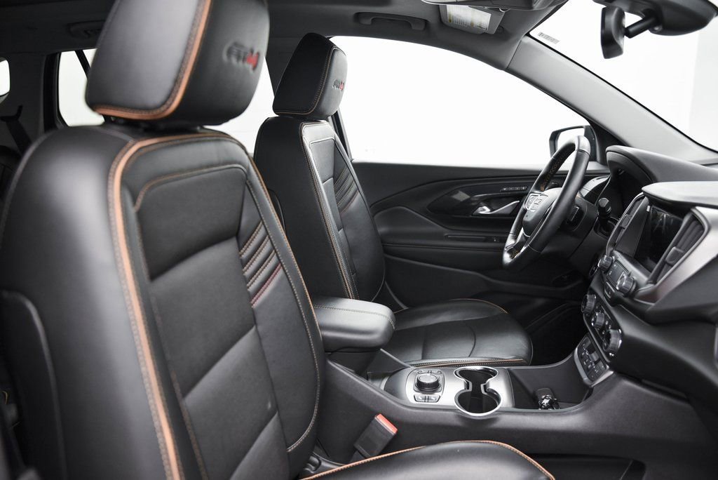 Used 2024 GMC Terrain AT4 image 15