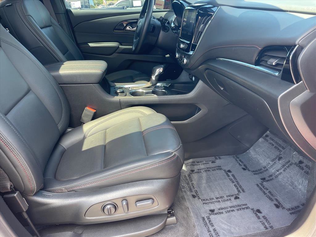 Used 2023 Chevrolet Traverse RS w/ LPO, Floor Liner Package AWD/4WD image 29