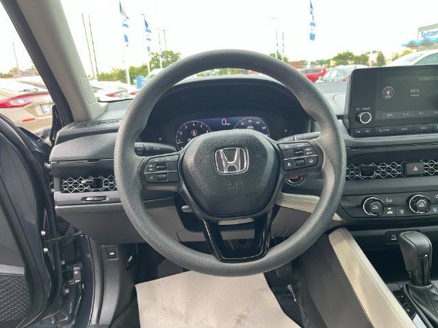 Used 2025 Honda Accord LX image 14