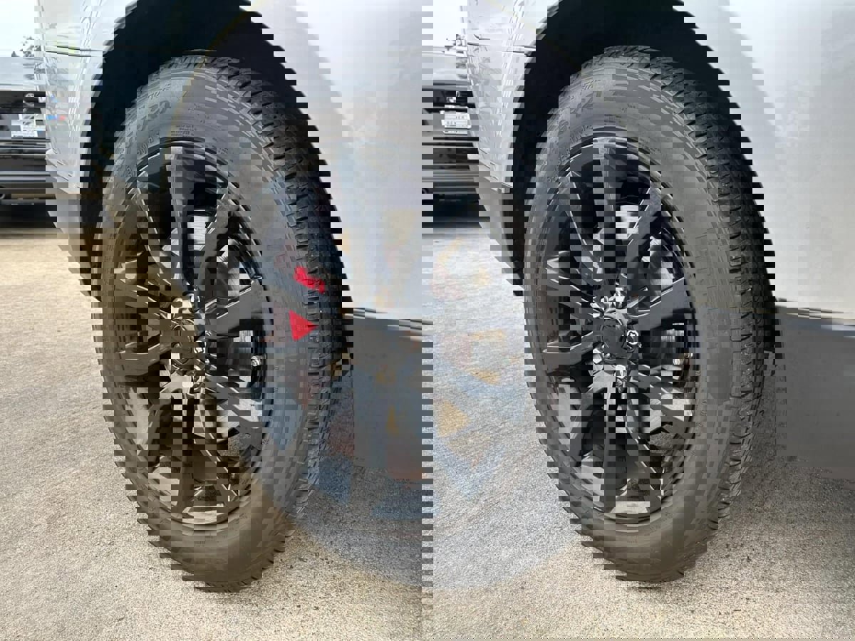 Used 2017 Land Rover Range Rover Sport image 26