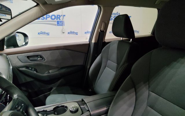 Used 2023 Nissan Rogue S image 17