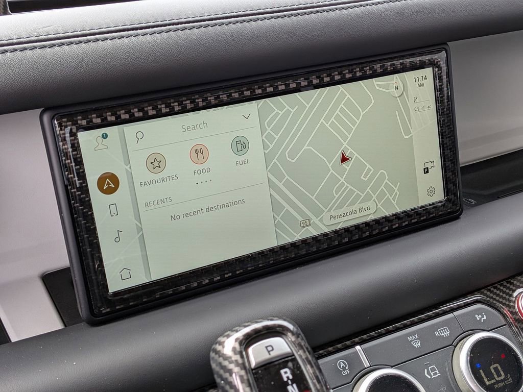 Used 2023 Land Rover Defender 90 S image 24