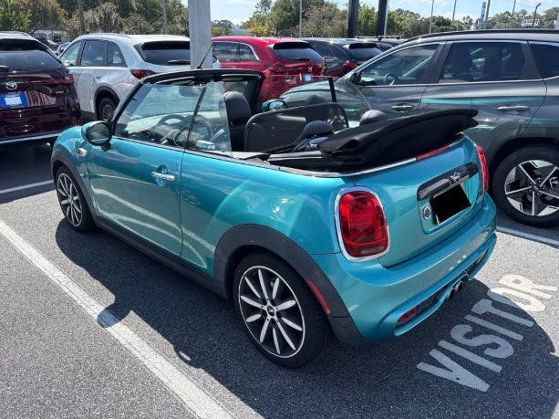 Used 2021 MINI Cooper S FWD image 3