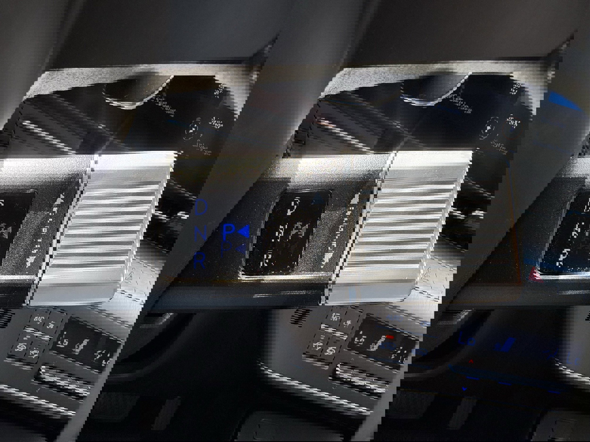 Used 2025 Hyundai Kona SEL image 21