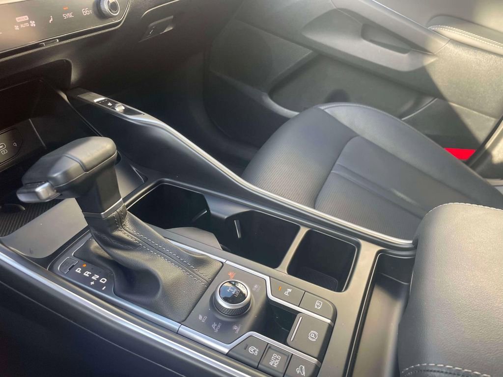 Used 2025 Kia Sorento S w/ Panoramic Sunroof Package image 29