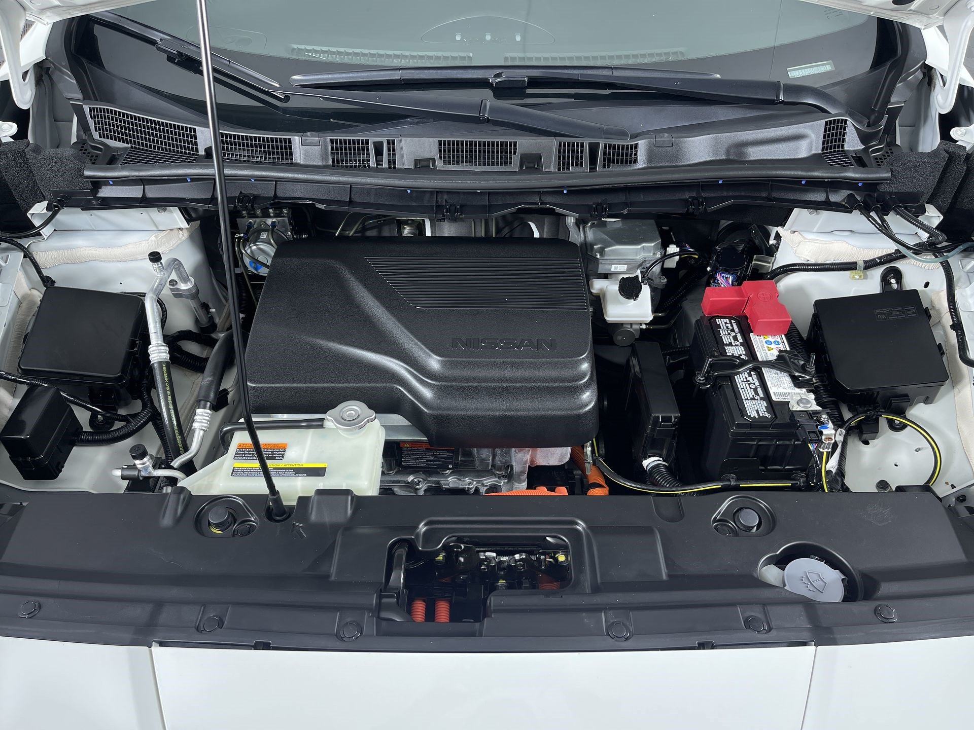 Certified 2025 Nissan Leaf S FWD image 26