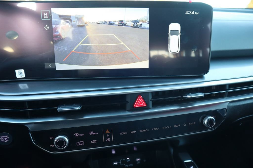Used 2025 Kia Sorento S image 18