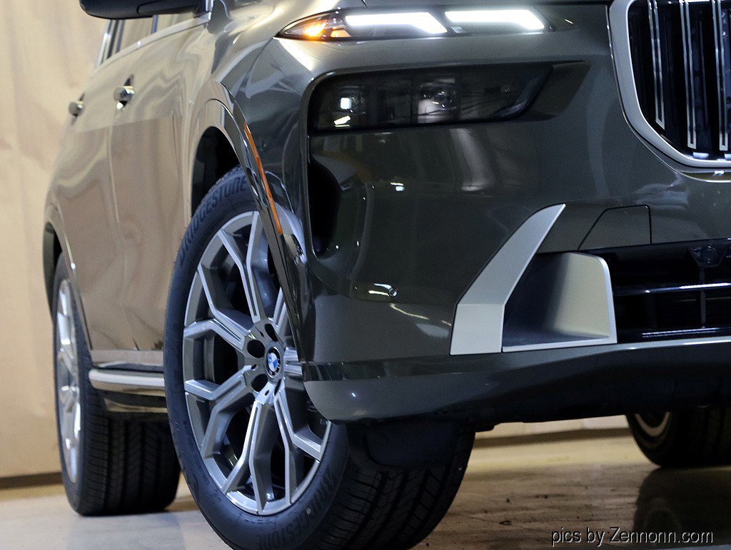 Used 2026 BMW X7 xDrive40i image 3