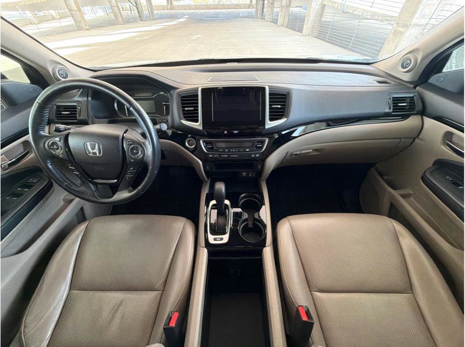 Used 2019 Honda Ridgeline RTL-E image 16
