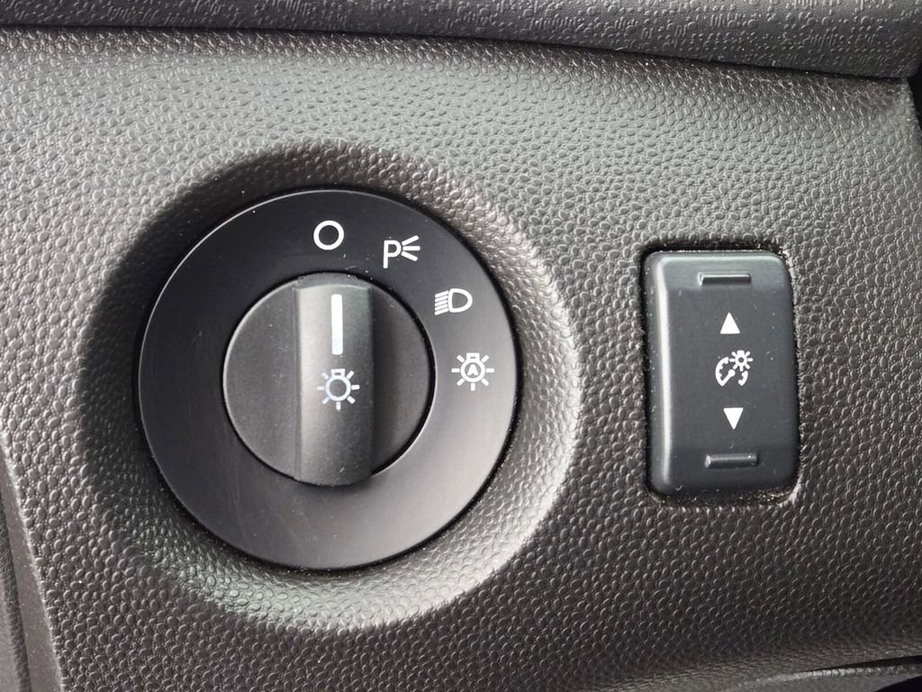 Used 2016 Ford Fiesta SE image 33