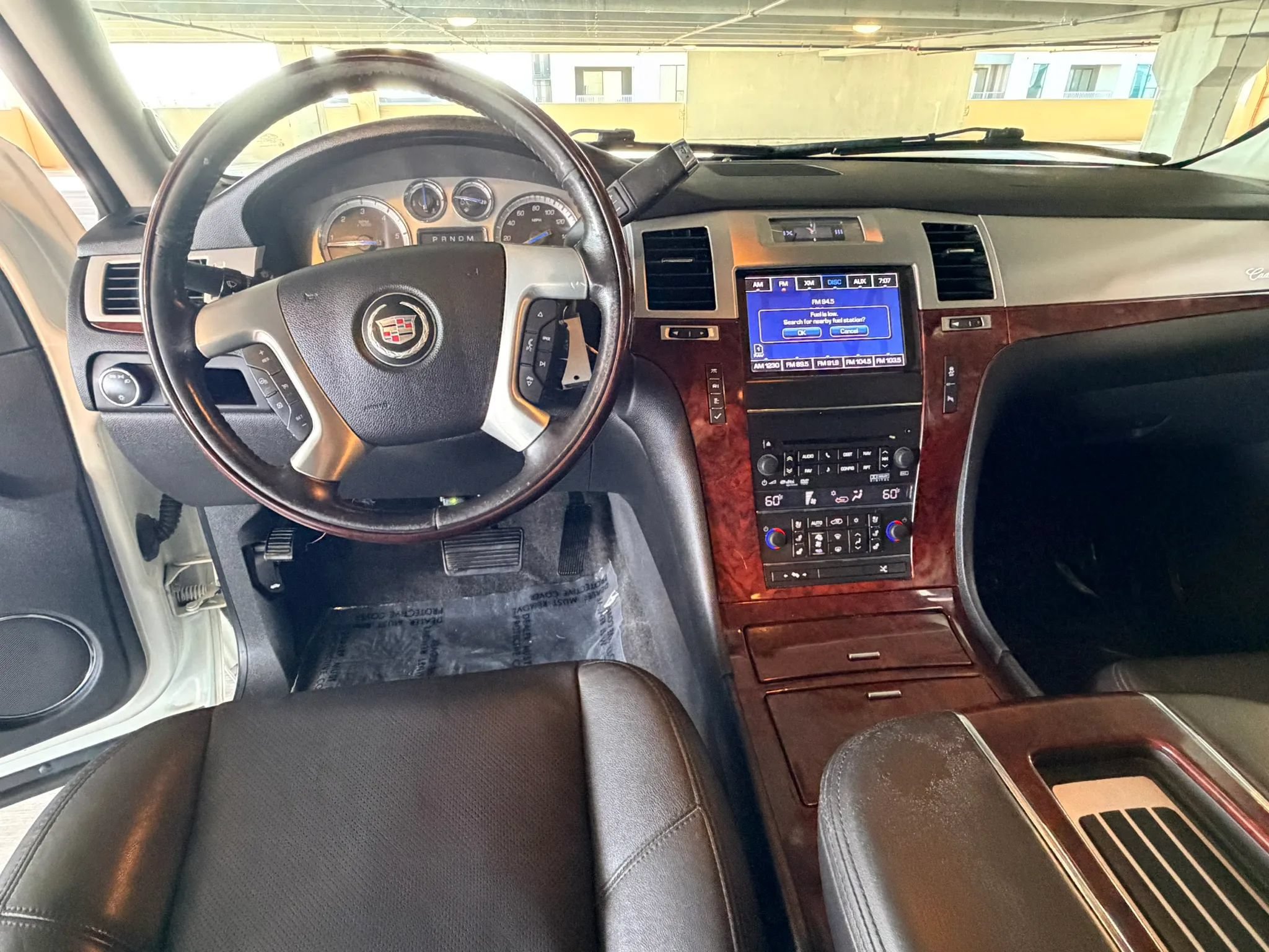 Used 2013 Cadillac Escalade EXT Premium AWD/4WD image 12