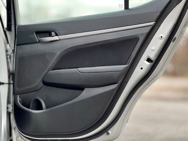 Used 2017 Hyundai Elantra Value Edition w/ Cargo Package image 19