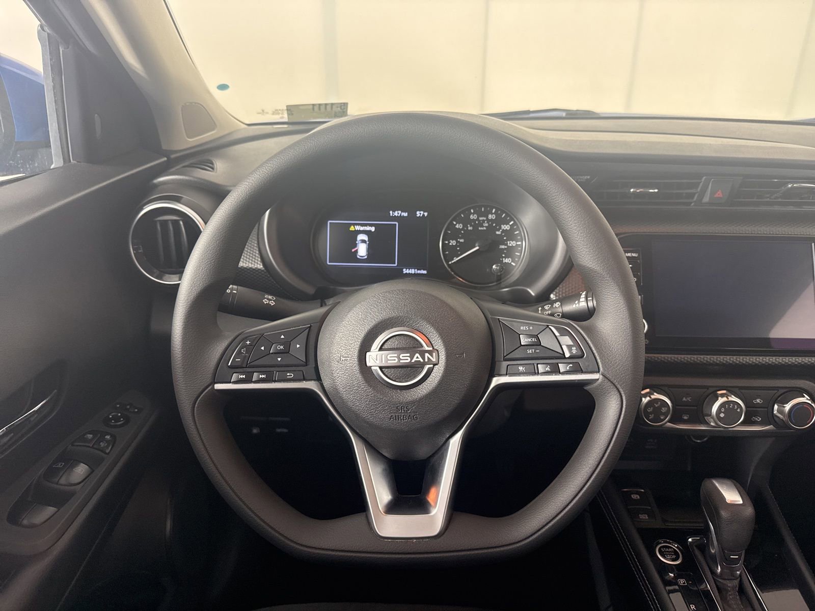 Used 2023 Nissan Kicks SV FWD image 11