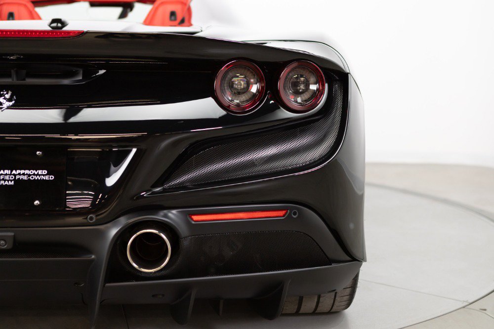 Certified 2021 Ferrari F8 Tributo image 41