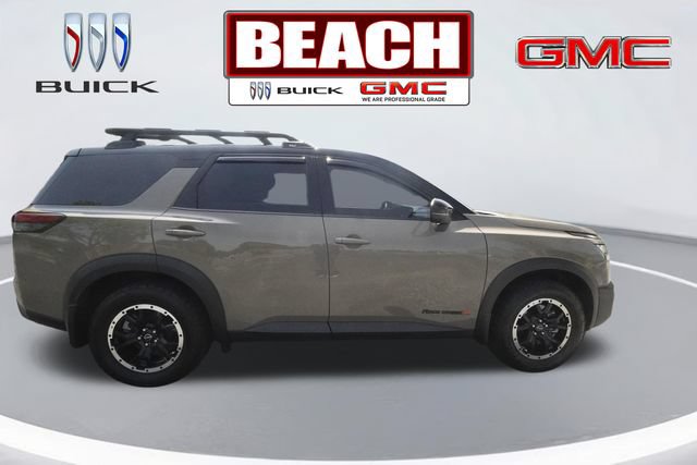 Used 2024 Nissan Pathfinder Rock Creek AWD/4WD image 2