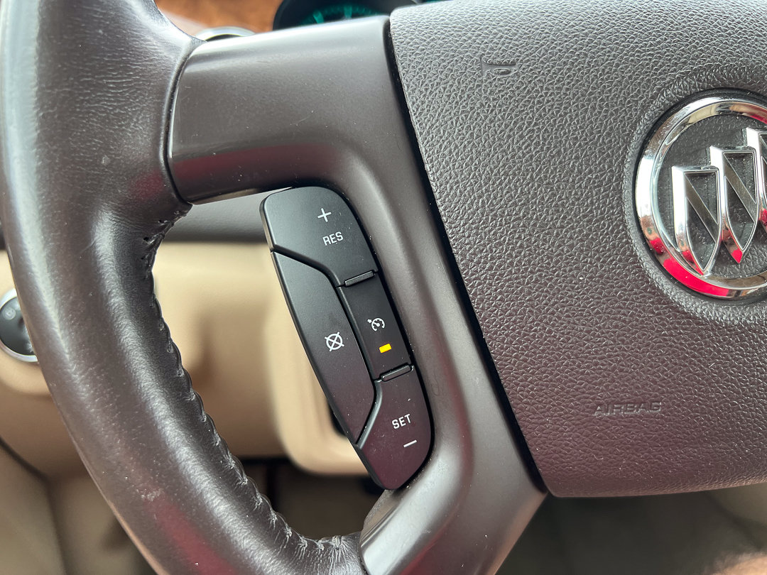 Used 2012 Buick Enclave Premium AWD/4WD image 22