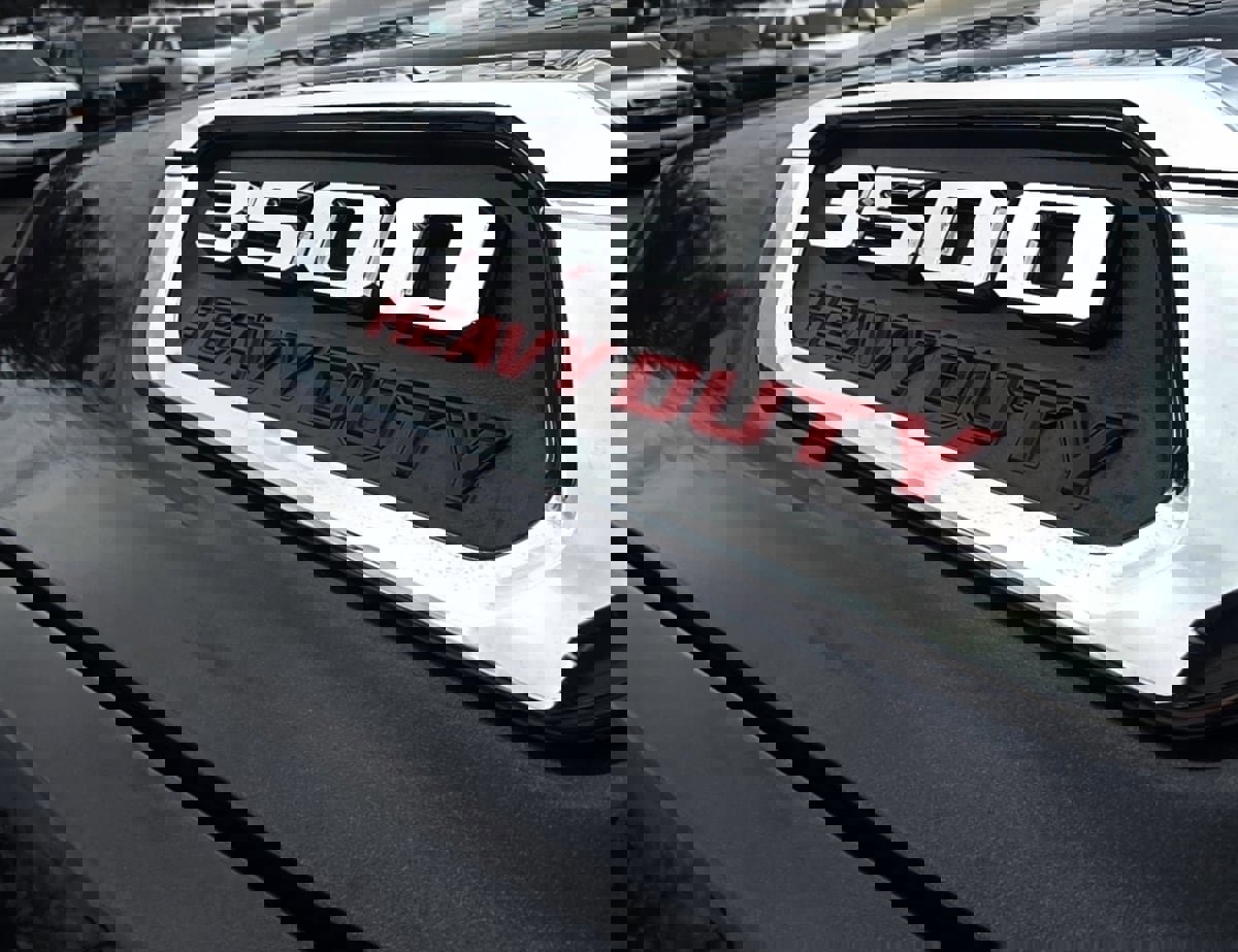 Used 2020 RAM 3500 Laramie image 11