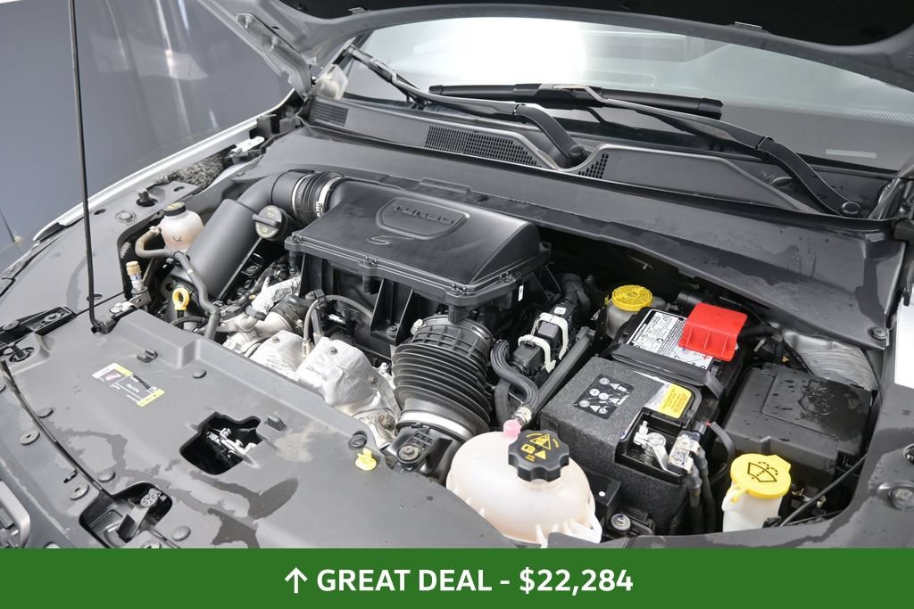 Used 2025 Jeep Compass Trailhawk AWD/4WD image 14