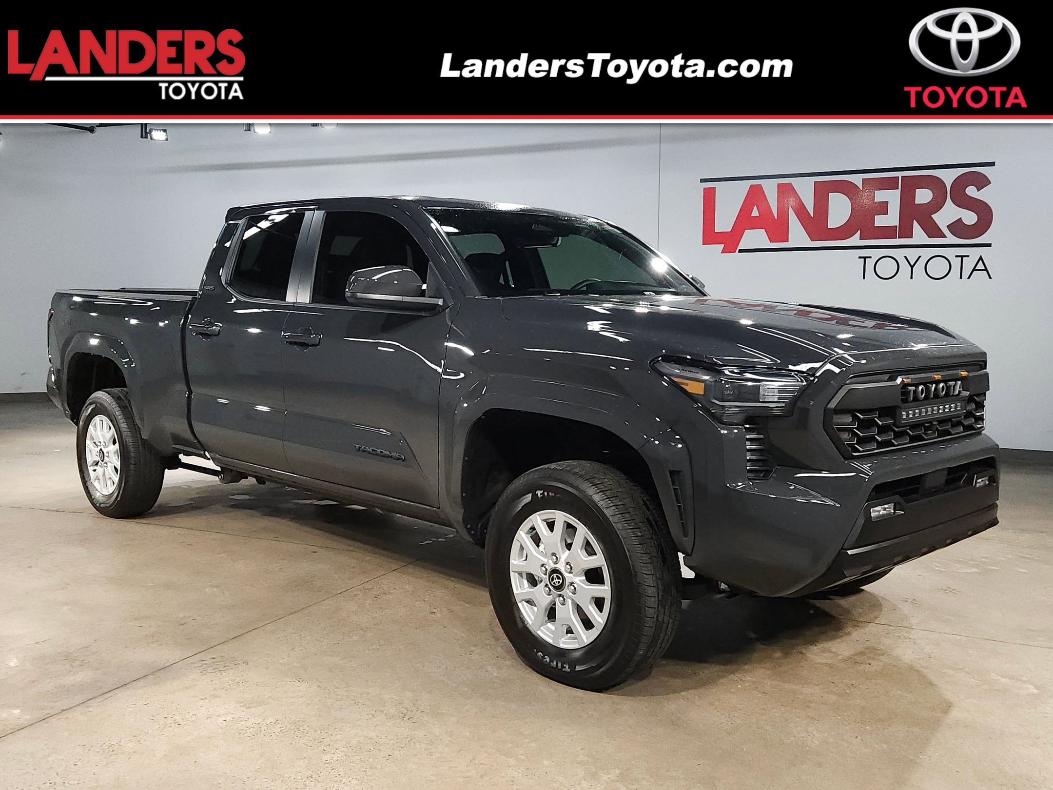 Used 2025 Toyota Tacoma SR5