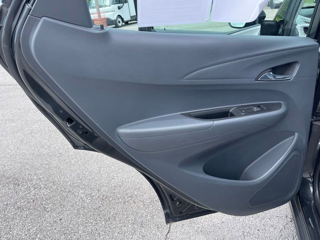 Used 2019 Chevrolet Bolt Premier w/ Infotainment Package FWD image 15