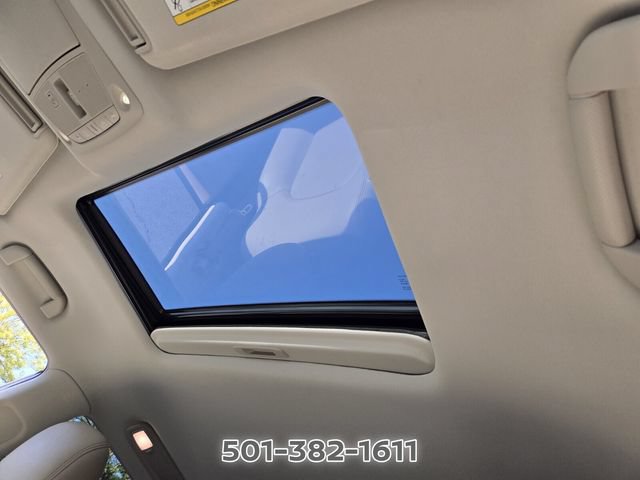 Used 2023 Nissan Armada SL w/ Captain's Chairs Package RWD image 11
