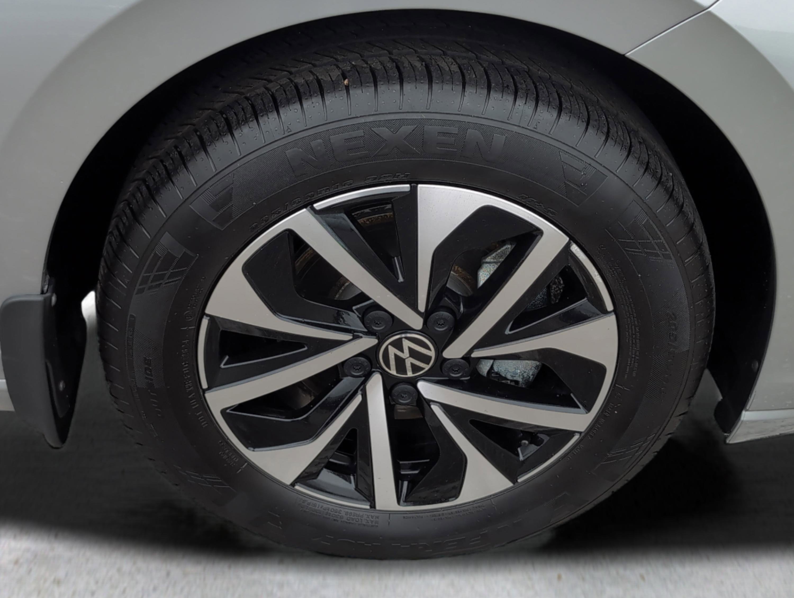 Used 2025 Volkswagen Jetta S image 6