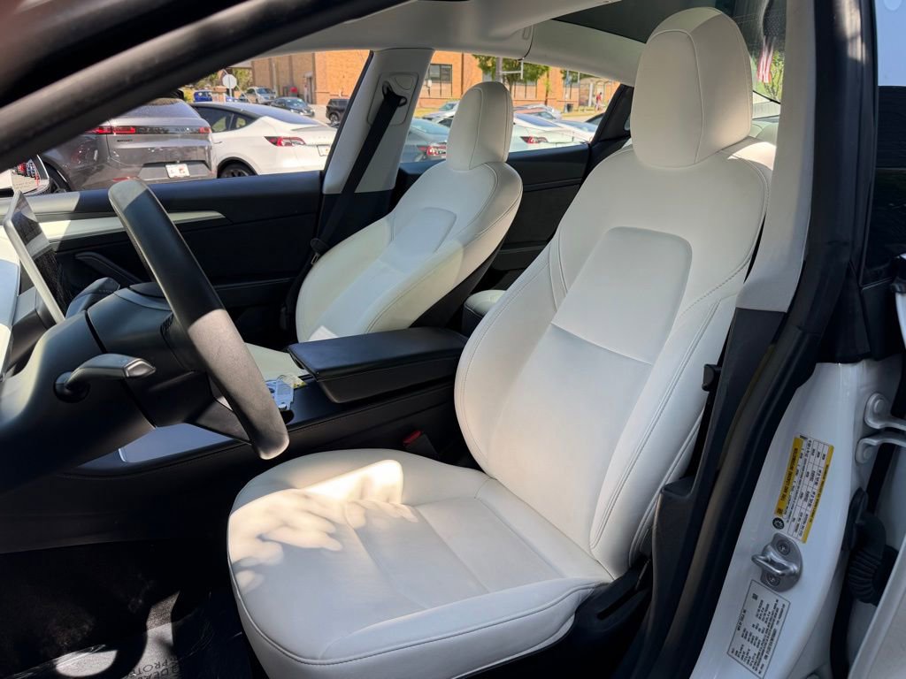 Used 2021 Tesla Model 3 Standard Range Plus RWD image 23